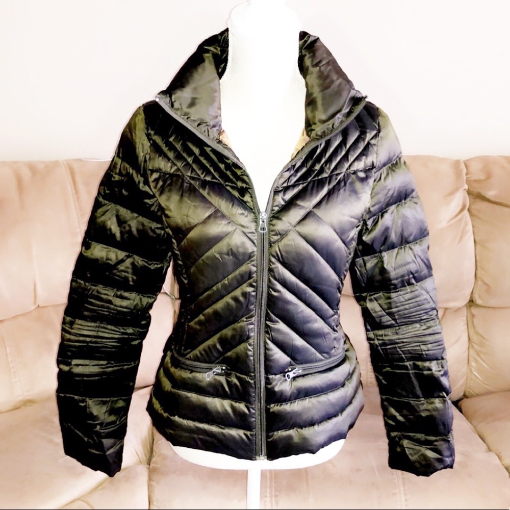 BERNARDO Olive Metallic Puffer Jacket - Picture 5 of 7